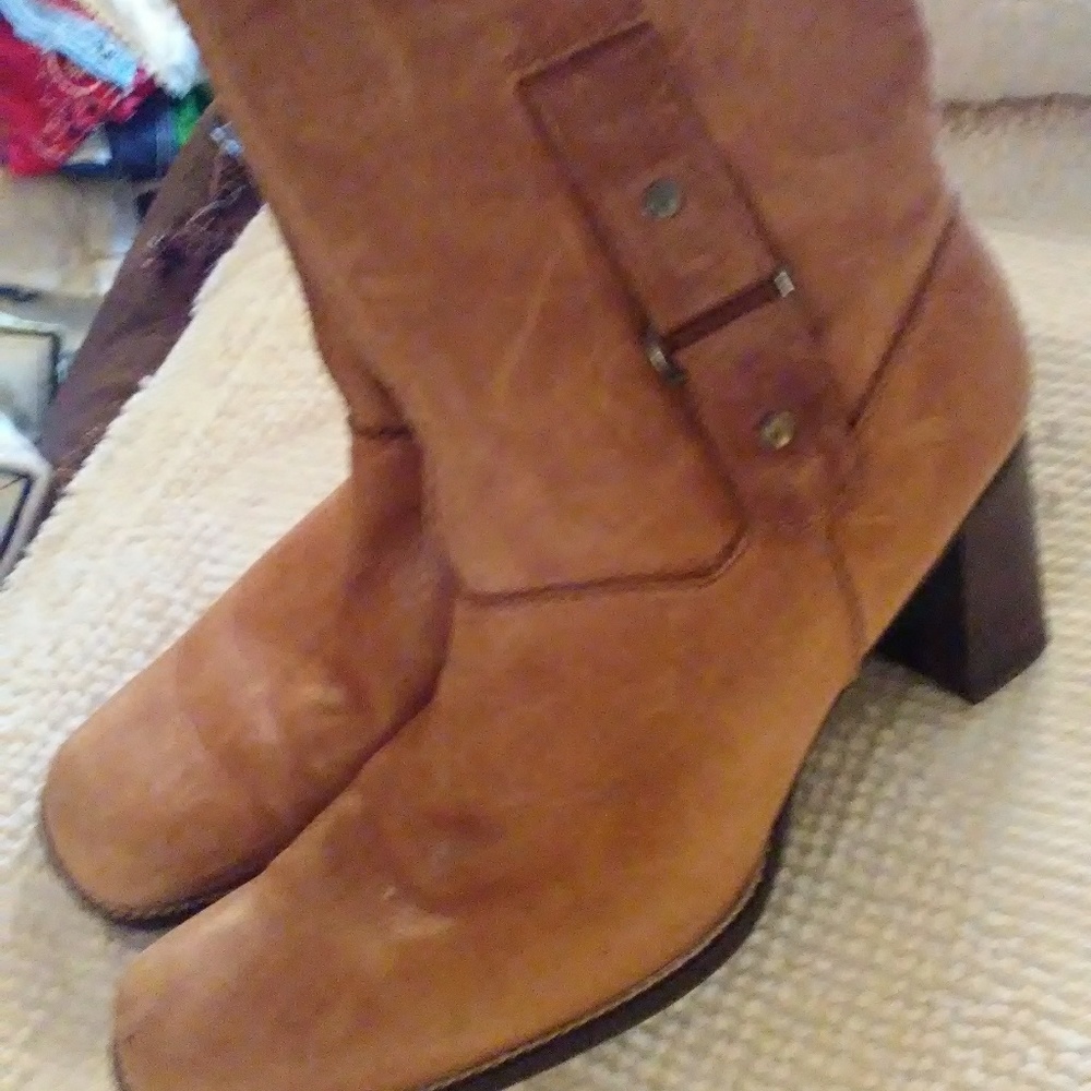 Aeresole boots